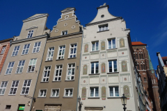 Fasader längs Długa-gatan, gamla stan, Gdańsk.