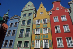 Fasader längs Długa-gatan, gamla stan, Gdańsk.