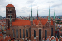 Mariakyrkan från stadshuset i Gdańsk.