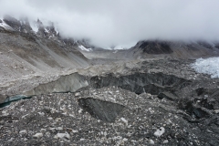 Den fantastiska naturen vid den nordligaste delen av Khumbu-glaciären vid Everest Base Camp.