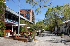 Gågata i Zona 4, Guatemala City.