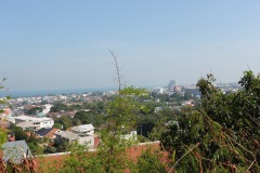 Utsikten över Hua Hin från Wat Khao Noi.