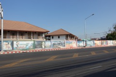 På promenade till hotellet från Wat Khao Noi stötte jag på denna fina graffiti föreställande Thailands legendariska kung, Bhumibol Adulyadej.