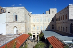 Vandringen på muren runt gamla staden mellan Jaffa Gate och Lion’s Gate, Jerusalem.