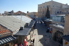 Vandringen på muren runt gamla staden mellan Jaffa Gate och Lion’s Gate, Jerusalem.