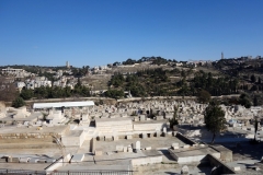 Vandringen på muren runt gamla staden mellan Jaffa Gate och Lion’s Gate, Jerusalem.