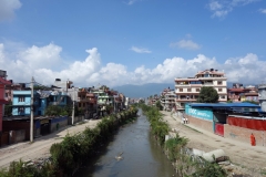 Promenaden genom östra delarna av Katmandu från Pashupatinath tillbaka till Thamel.