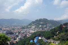 Utsikten över Katmandu från Swayambhunath-komplexet.