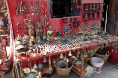 Souvenirförsäljning på Swayambhunath-komplexet, Katmandu.