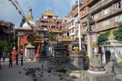 Tempelområdet vid Kathesimbhu stupa i centrala Katmandu.