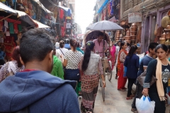 Längs gatan Siddhidas Marg, Katmandu.