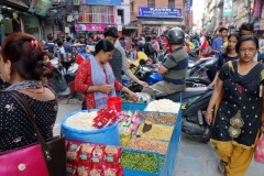 Gatuscen i centrala Katmandu.