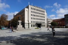 Arkitekturen längs gågatan Laisvės alėja (Frihetsavenyn), Kaunas.