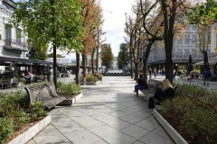 Fina gågatan Laisvės alėja (Frihetsavenyn), Kaunas.