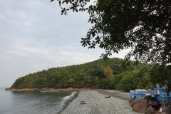 Ao Daeng, stranden nedanför Mama's Bungalows, Koh Chang.
