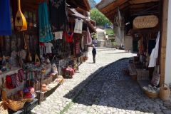 Marknadsgatan i den gamla delen av Kruja.