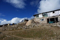 Hus i Lobuche.