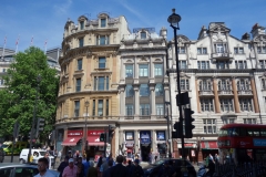 Arkitekturen vid Trafalgar Square, West End.