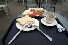 Frukost på House Of Crepes Café, Gabriels Wharf, South Bank.