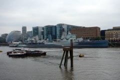 Museifartyget HMS Belfast på Themsen.