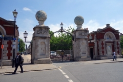 Entrén till College Way, University of Greenwich, Greenwich.