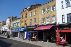 Gatuscen i Deptford.