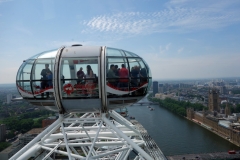 Gondol som nått toppen av London Eye.