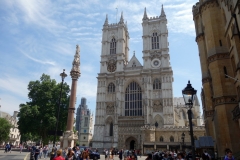 Från vänster till höger: Crimea and Indian Mutiny memorial, Big Ben, Westminster Abbey, Westminster.