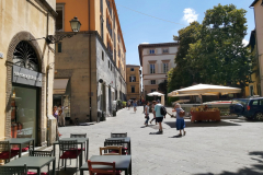Gatuscen i centrala Lucca.