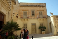 Den vackra arkitekturen i Mdina.