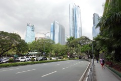 Makati skyline längs Makati Avenue, Makati, Manila.