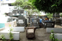 Grav som säng, Manila South Cemetery, Makati, Manila.