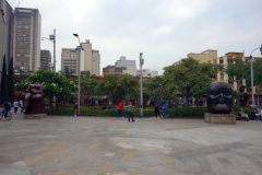 Skulpturer av världsberömda konstnären Fernando Botero, Plaza Botero, Medellín.