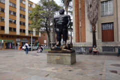 Skulptur av världsberömda konstnären Fernando Botero, Plaza Botero, Medellín.