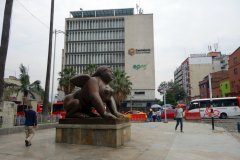 Skulptur av världsberömda konstnären Fernando Botero, Plaza Botero, Medellín.