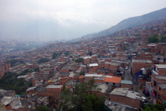 Utsikten mellan station Acevedo och station Arví, Medellín.