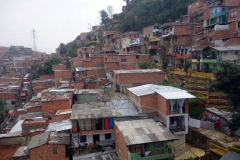 Utsikten mellan station Acevedo och station Arví, Medellín.