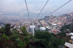 Utsikten mellan station Acevedo och station Arví, Medellín.