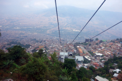 Utsikten mellan station Acevedo och station Arví, Medellín.