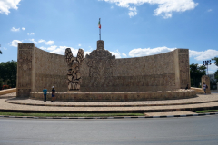 Monument to the Fatherland, Paseo de Montejo, Mérida.