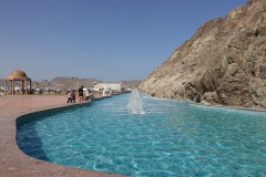 Bassäng vid Mutrah corniche, Mutrah.