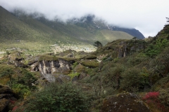 Utsikt över en del av Khumjung på min vandring tillbaka ner till Namche Bazaar.