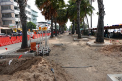 Ständiga renoveringar och ombyggnationer av strandpromenaden längs Pattaya Beach, Pattaya.