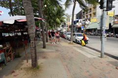 Strandpromenaden längs Pattaya Beach, Pattaya.