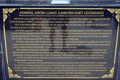 Beskrivning av Abhakara Kiartivongse monument , Phra Tamnak Mountain, Pattaya..