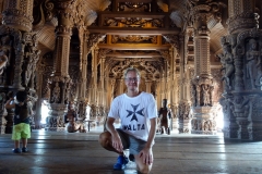 Stefan inne i Sanctuary Of Truth, Pattaya.