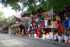 Gatuscen längs Quinta Avenida, Playa del Carmen.