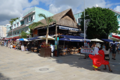 Gatuscen i Playa del Carmen.