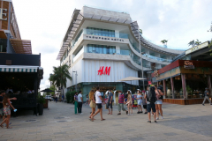 H&M, Quinta Avenida, Playa del Carmen.