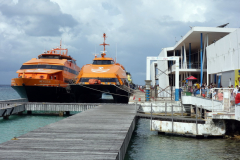 Färjeterminalen på isla Cozumel.